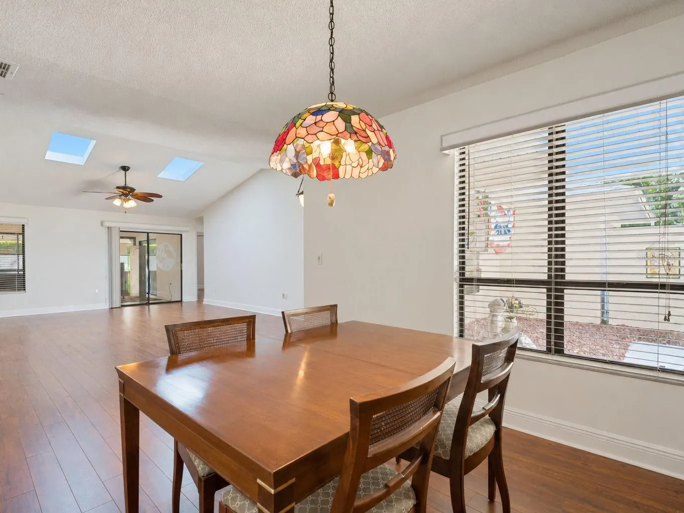 119 PARKSIDE COLONY DR