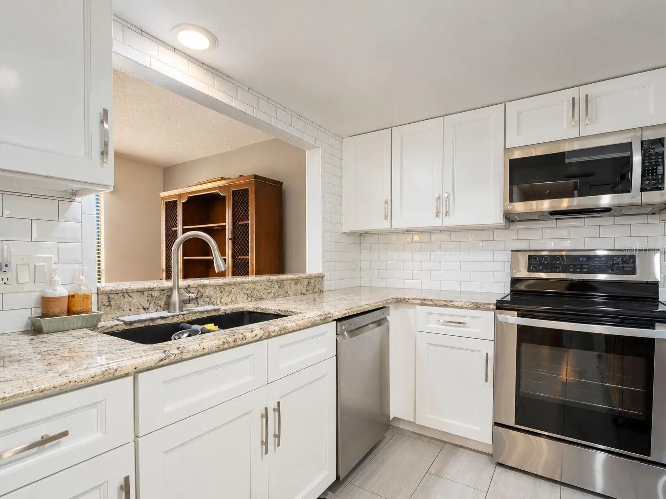 119 PARKSIDE COLONY DR