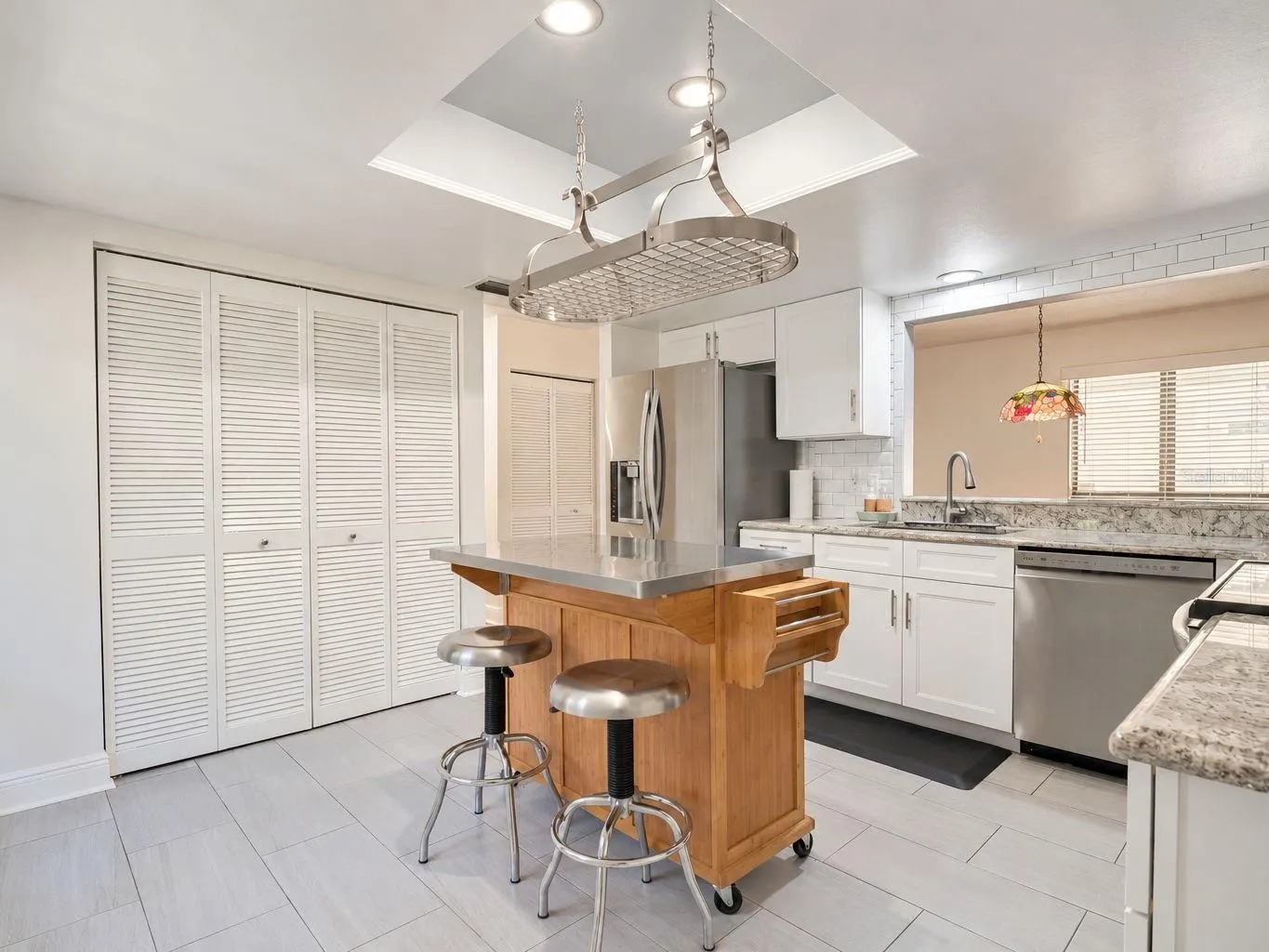 119 PARKSIDE COLONY DR