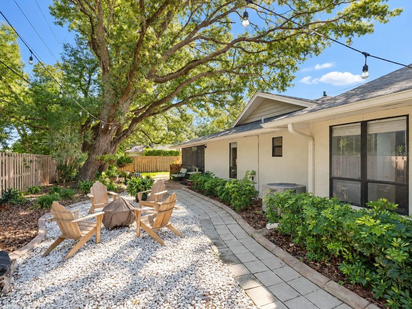 119 PARKSIDE COLONY DR