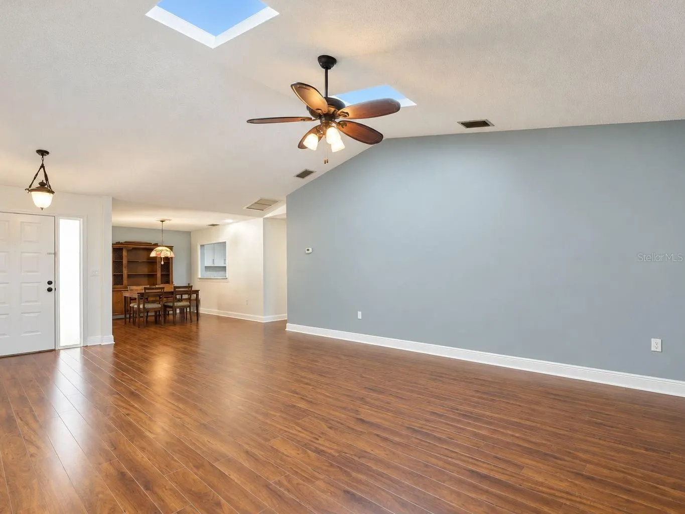 119 PARKSIDE COLONY DR