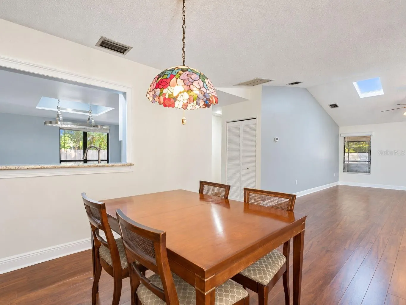 119 PARKSIDE COLONY DR