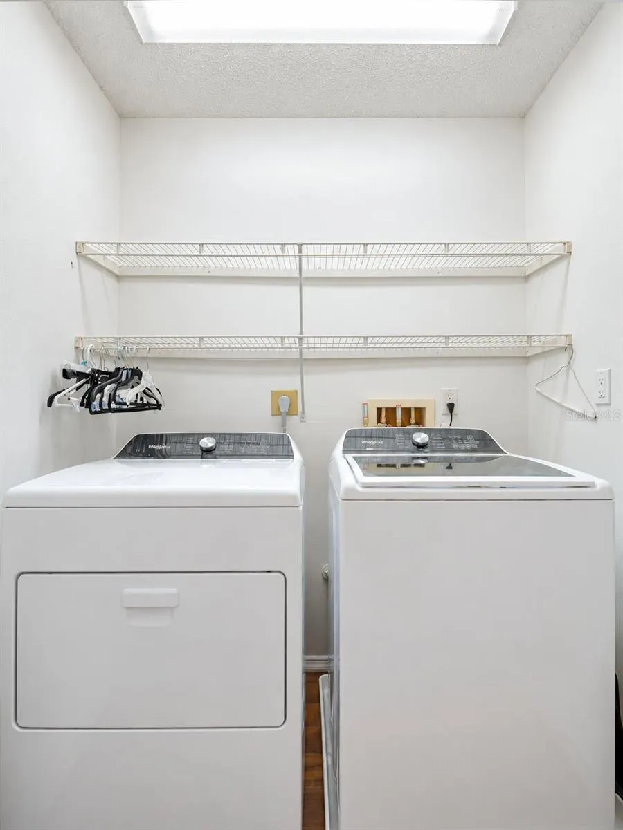119 PARKSIDE COLONY DR