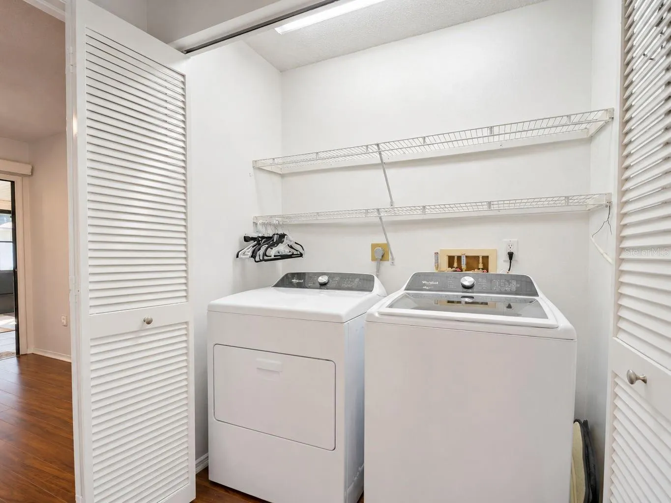 119 PARKSIDE COLONY DR