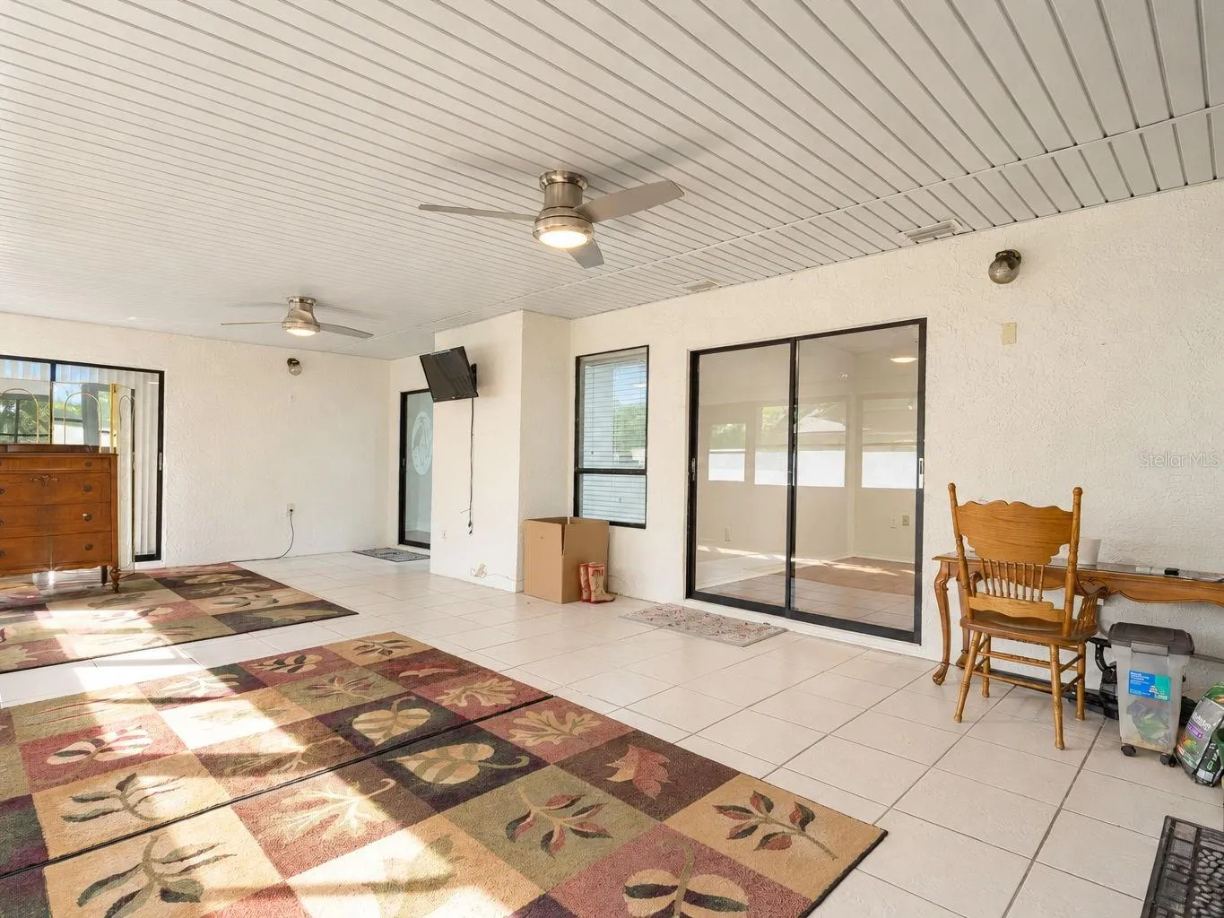 119 PARKSIDE COLONY DR
