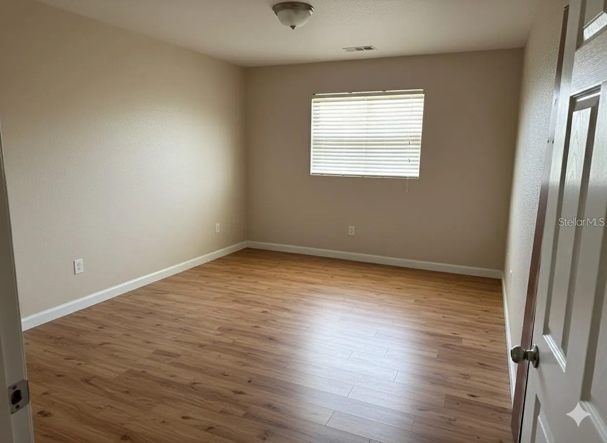 2310 25TH AVE W
