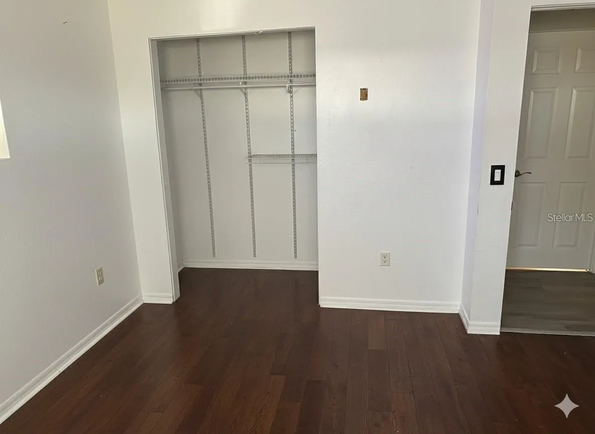 2310 25TH AVE W