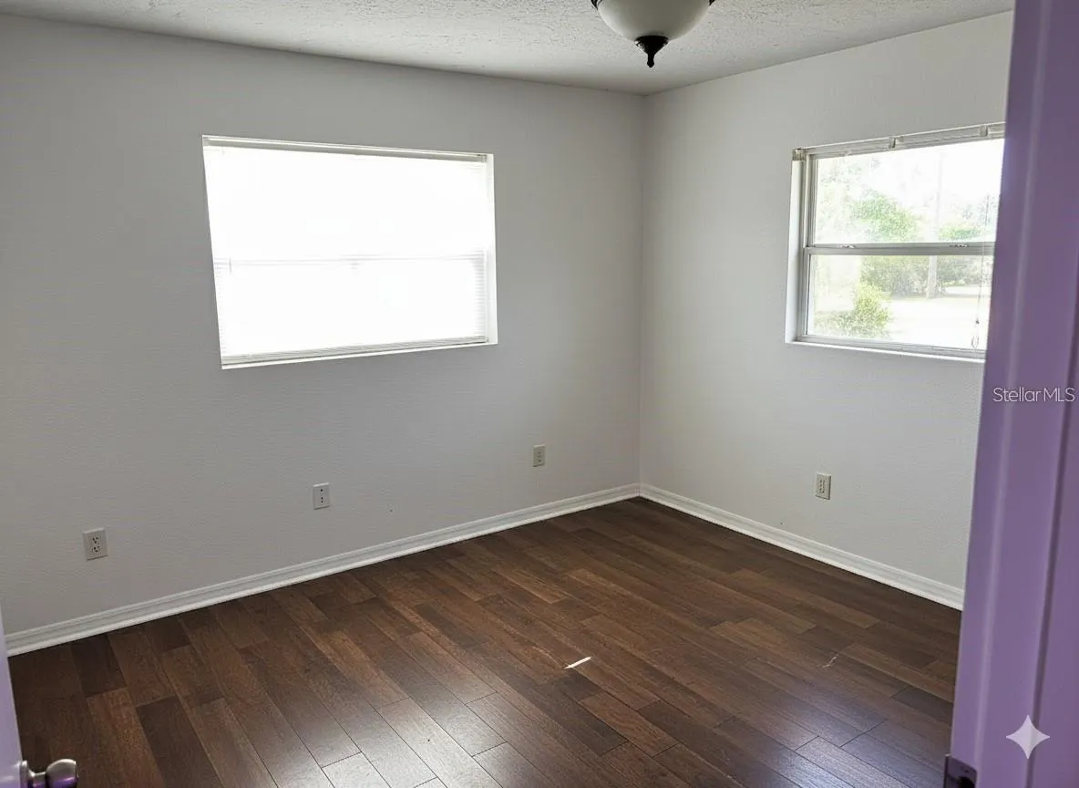 2310 25TH AVE W