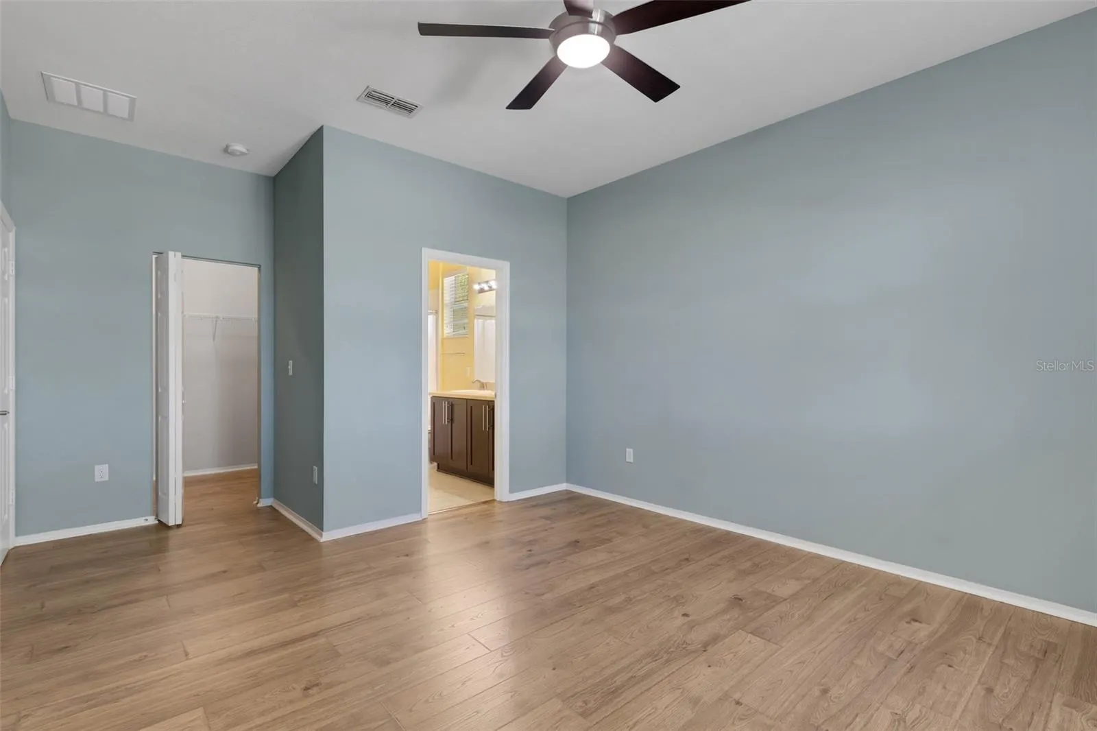 11126 GOLDENROD FERN DR