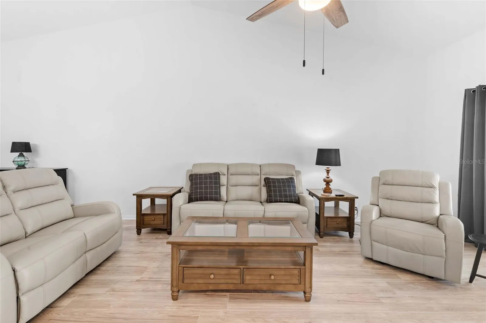 3571 N TIMOTHY TER