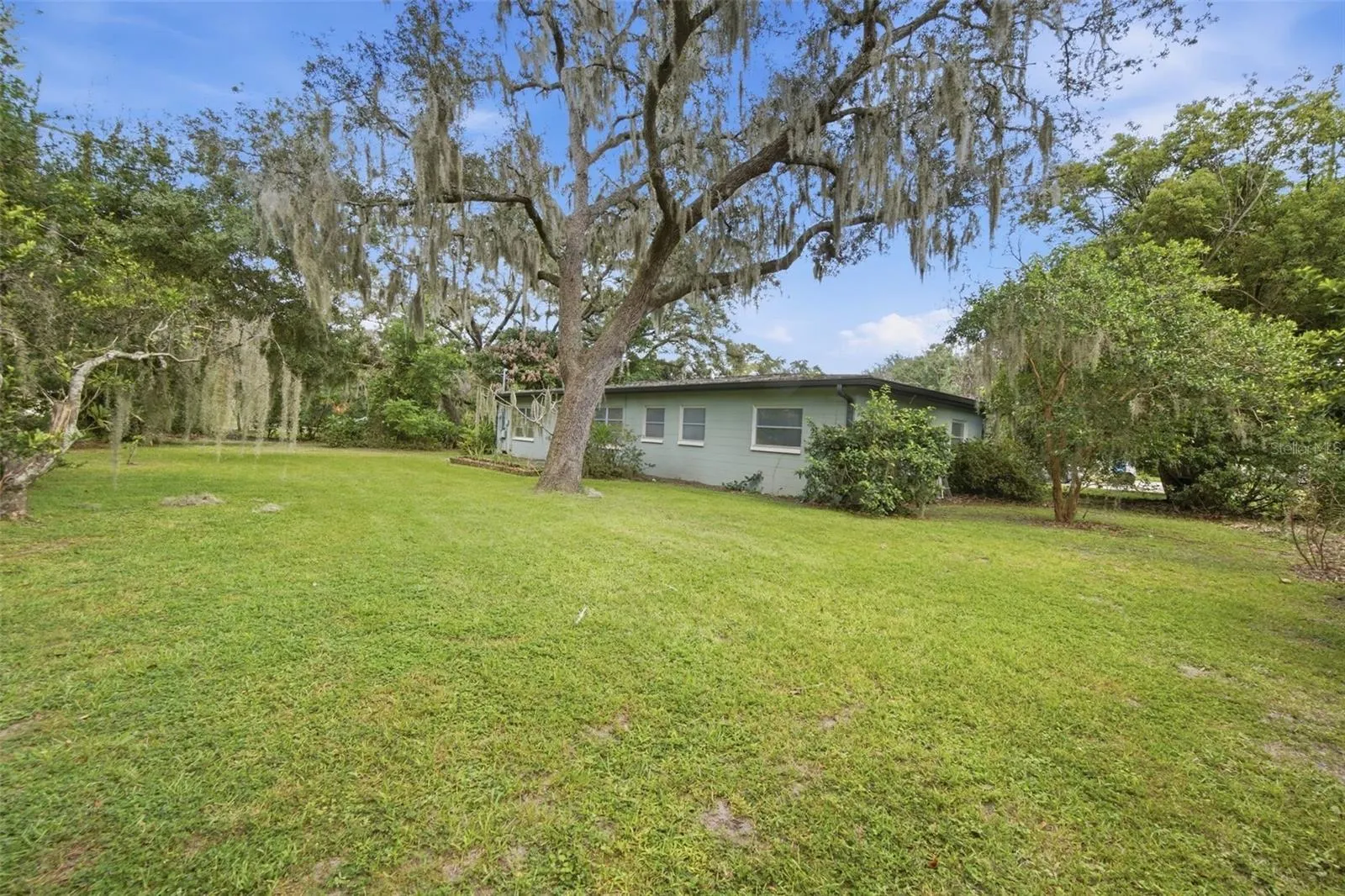 314 DEER PARK AVE