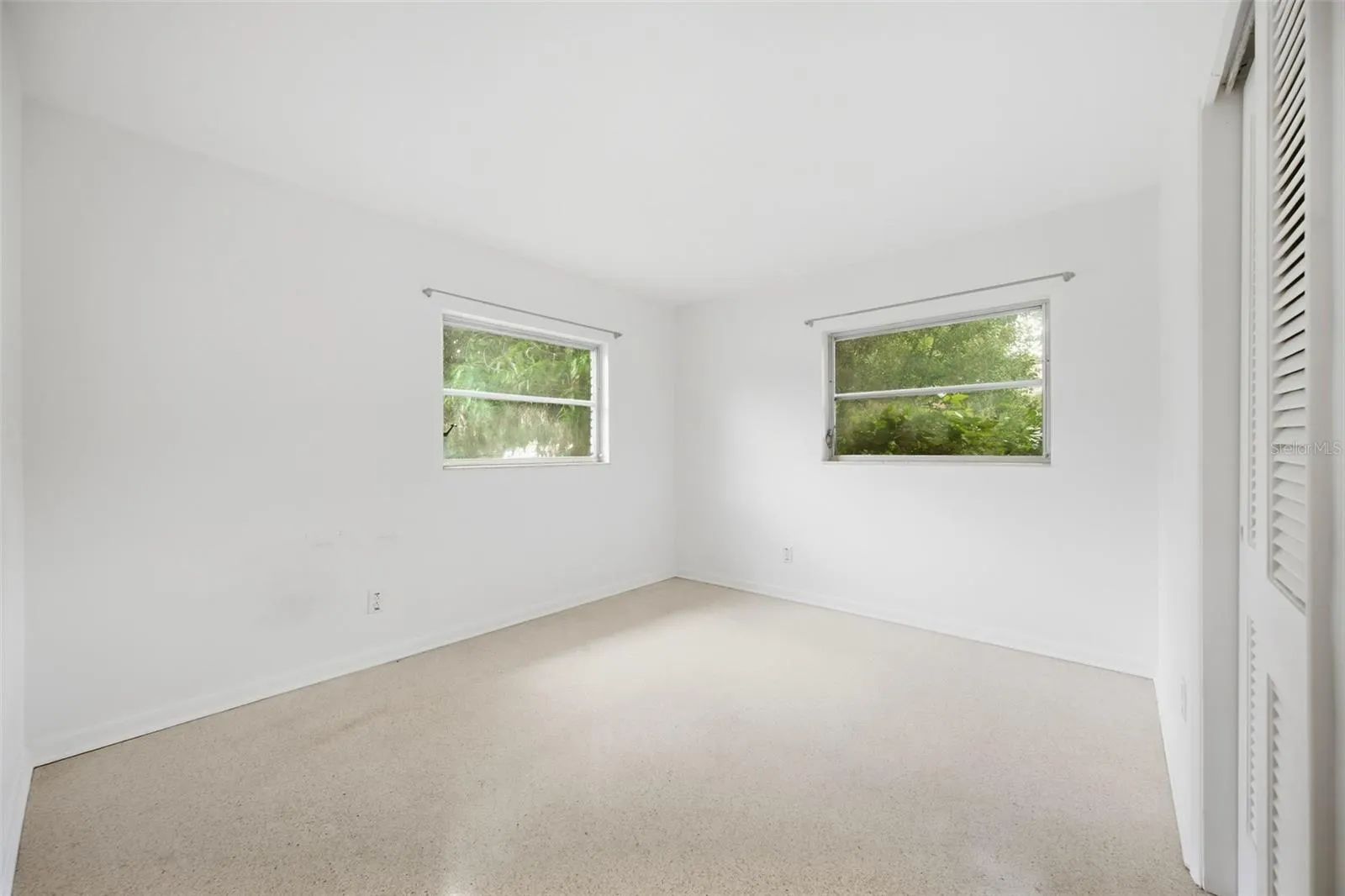 314 DEER PARK AVE