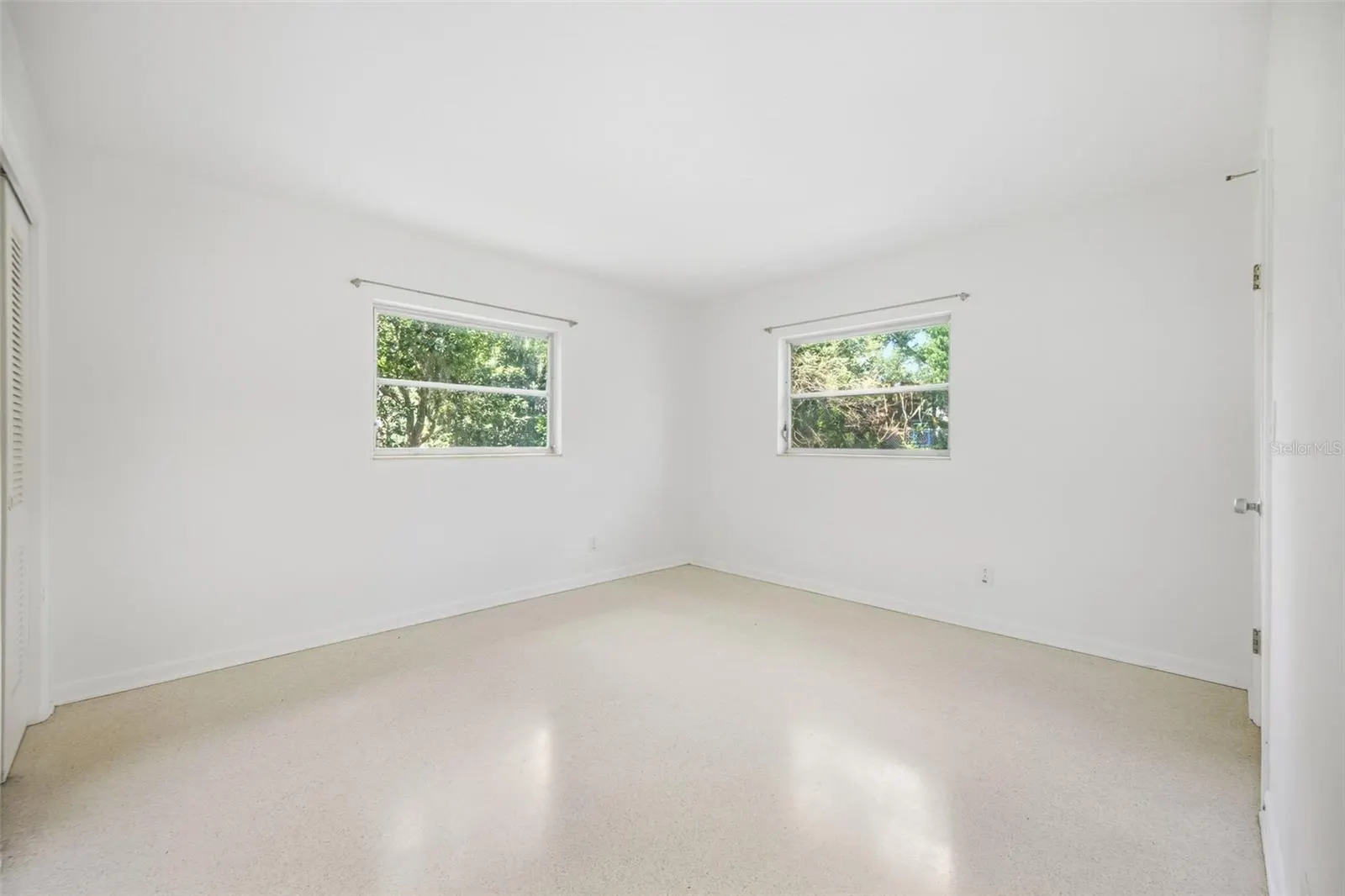 314 DEER PARK AVE