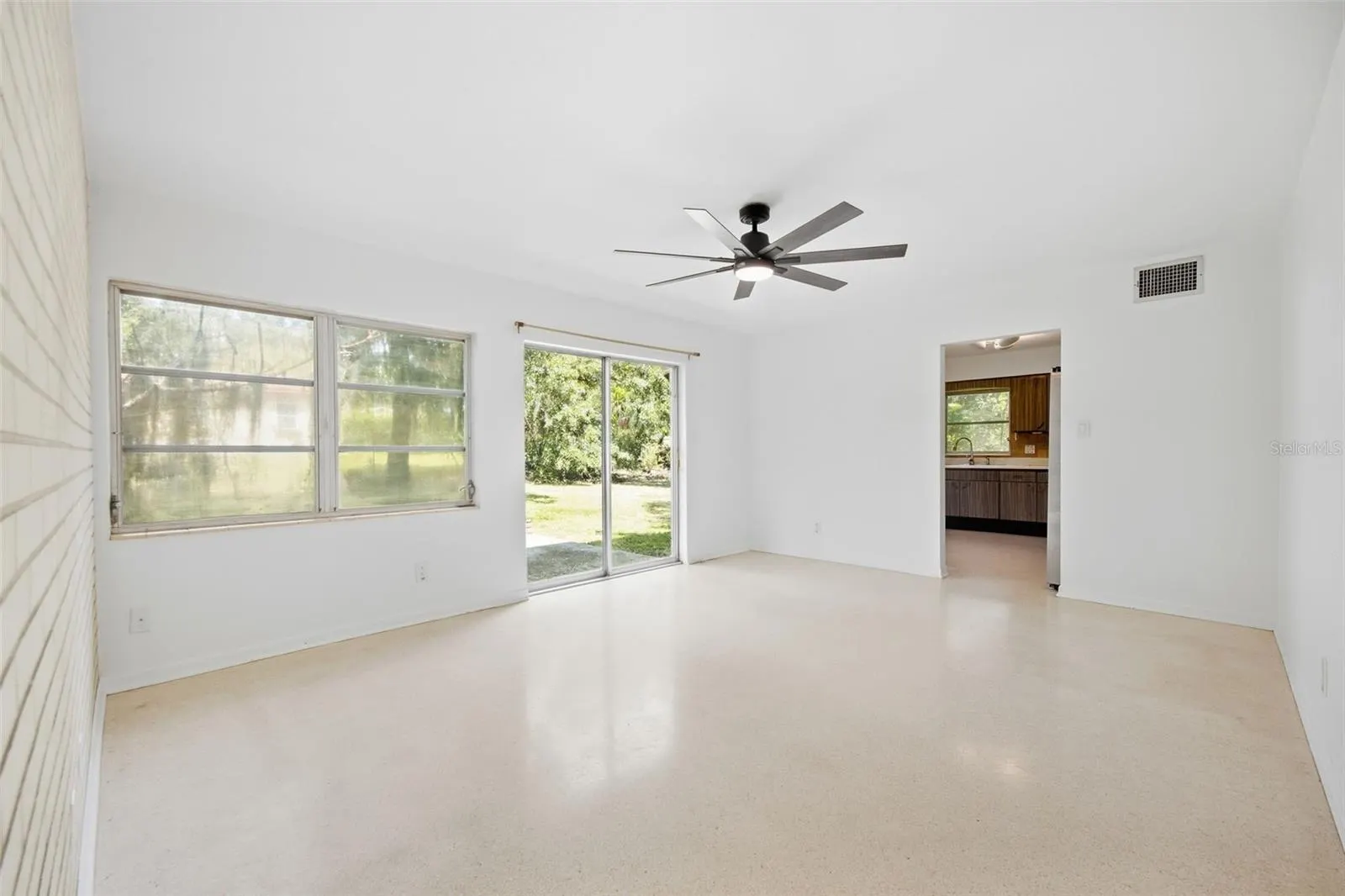 314 DEER PARK AVE
