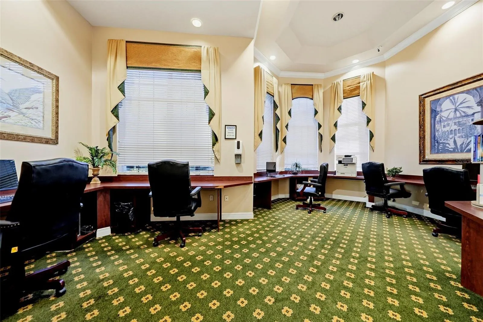 10209 COURTNEY PALMS BLVD #301 #301