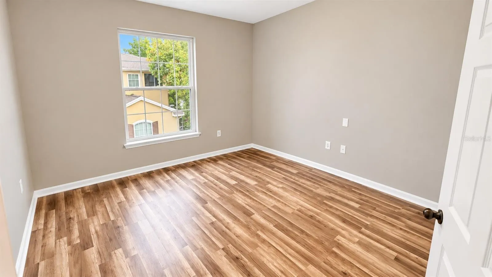 10209 COURTNEY PALMS BLVD #301 #301