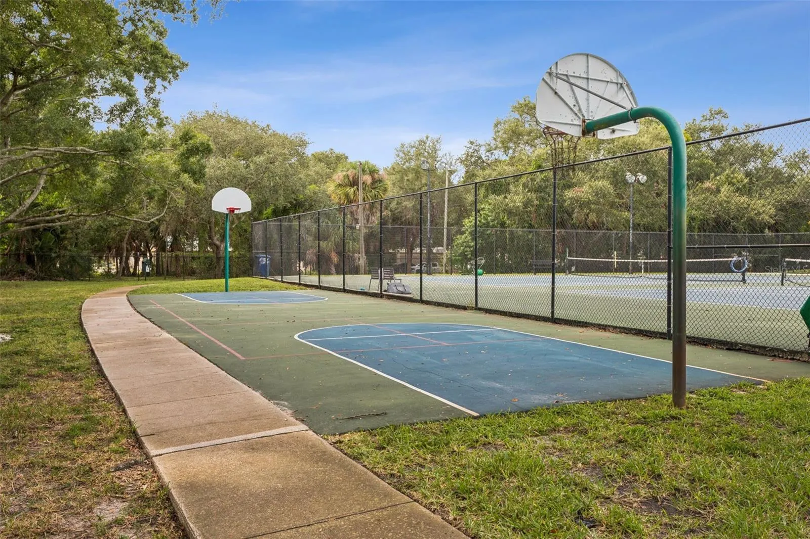 4219 LA SORRENTO CT