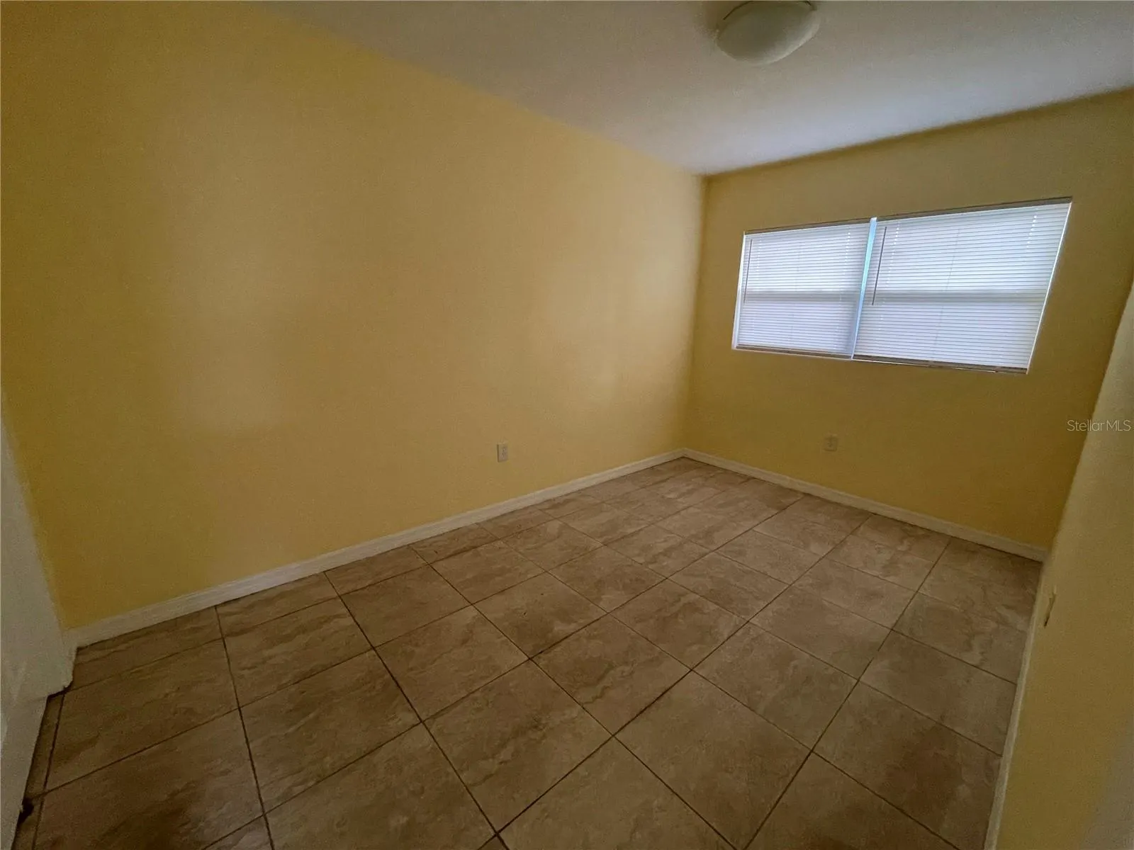 319 N JUPITER AVE