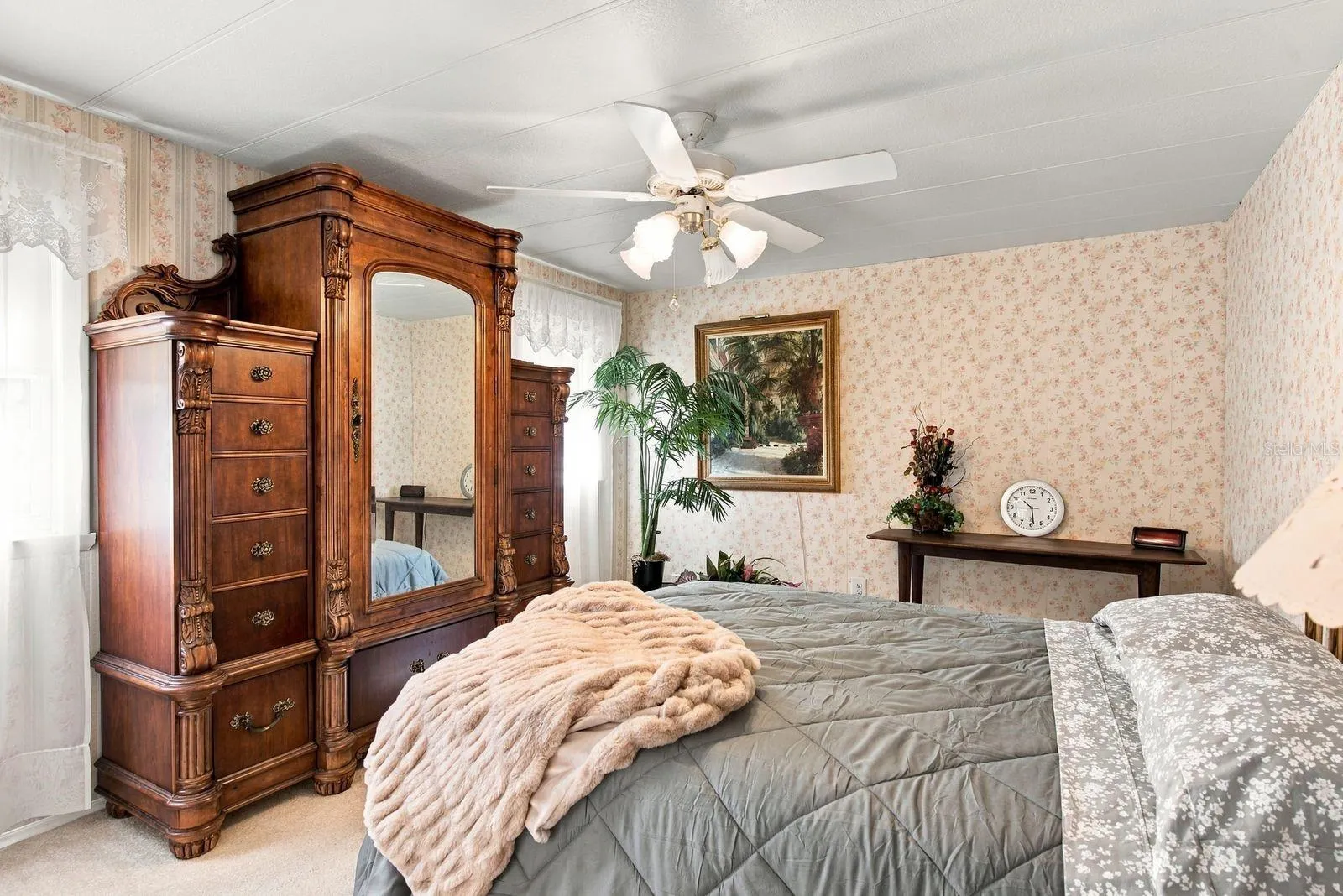 203 SEAGULL DR