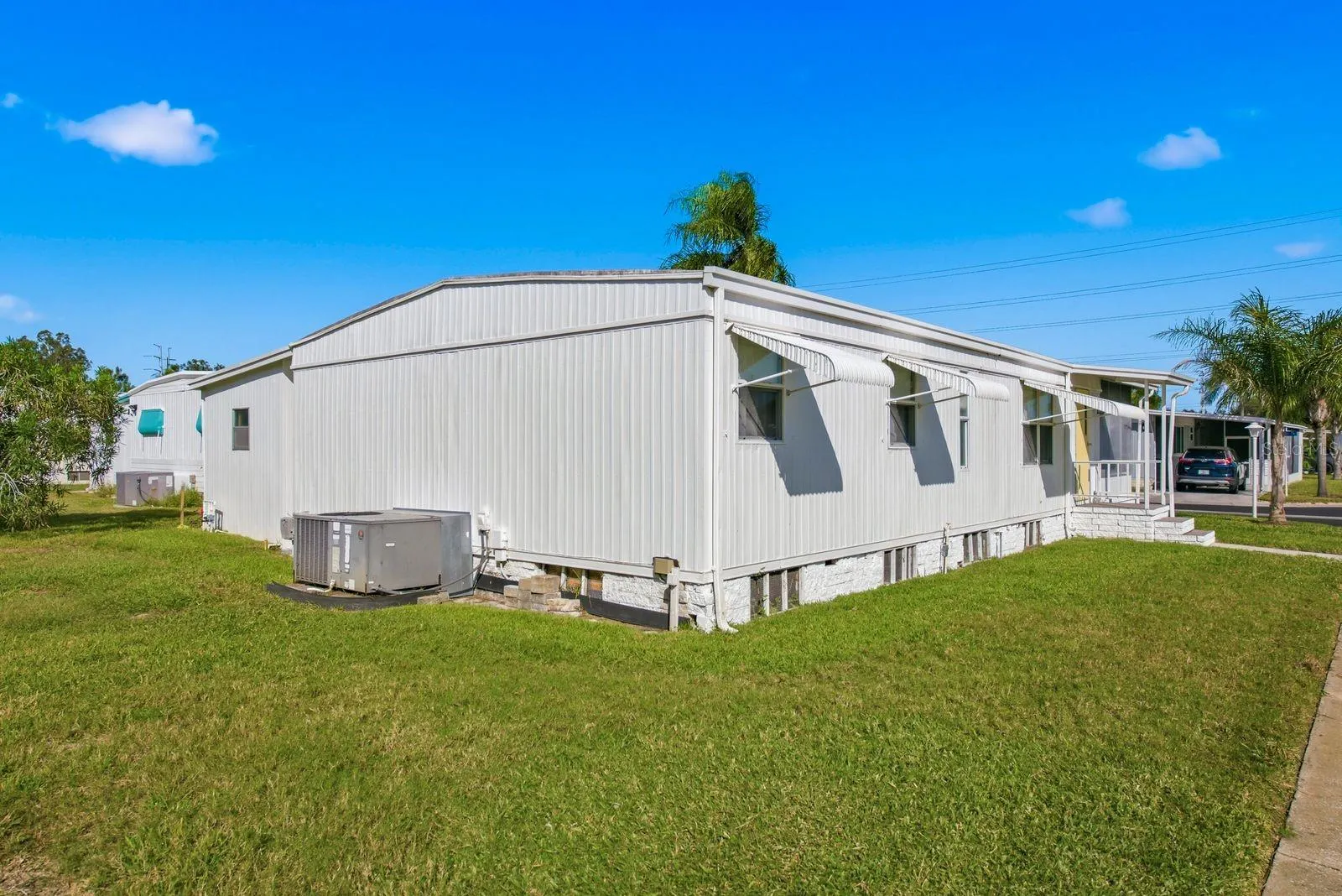 203 SEAGULL DR
