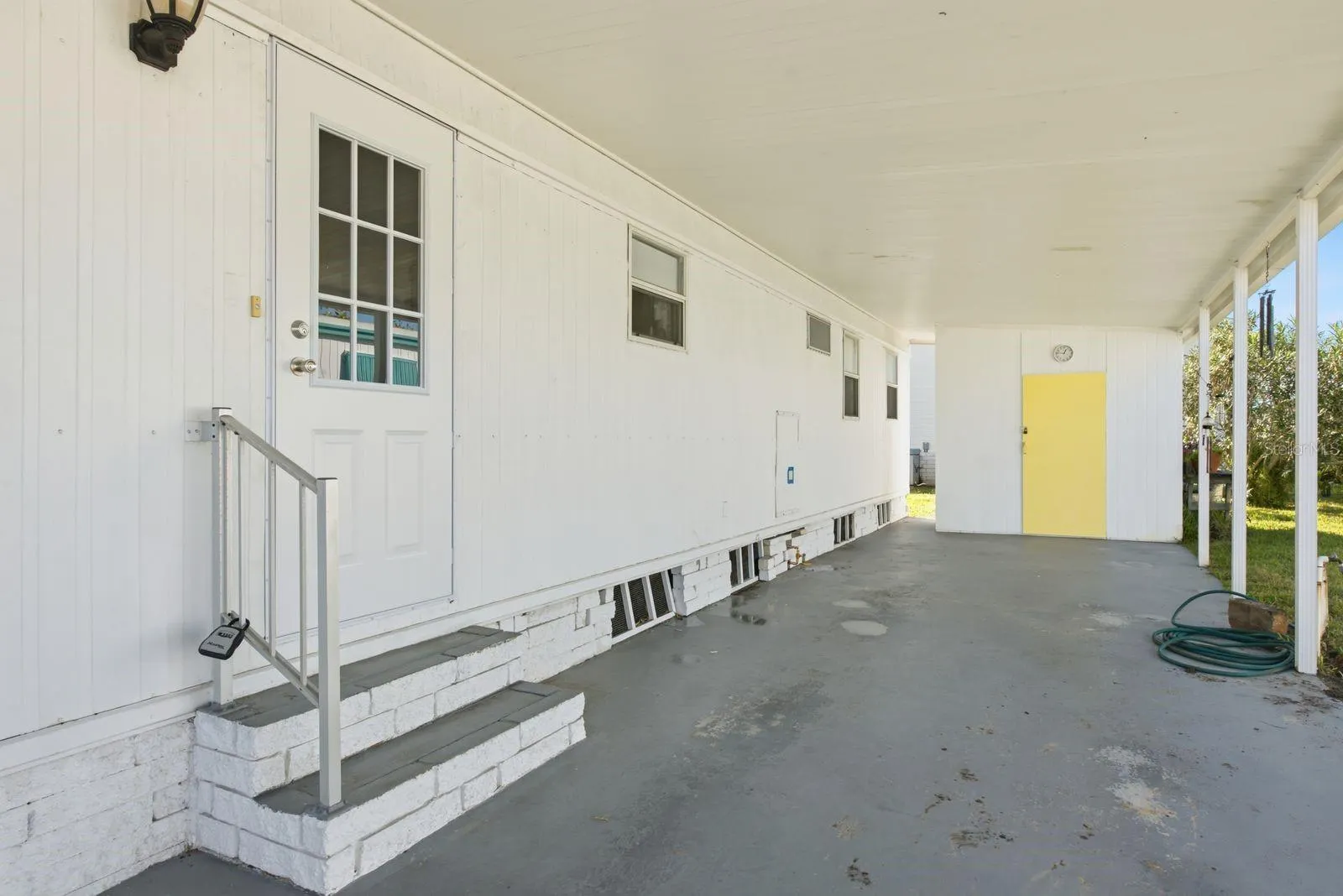 203 SEAGULL DR