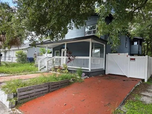 1204 E 33RD AVE