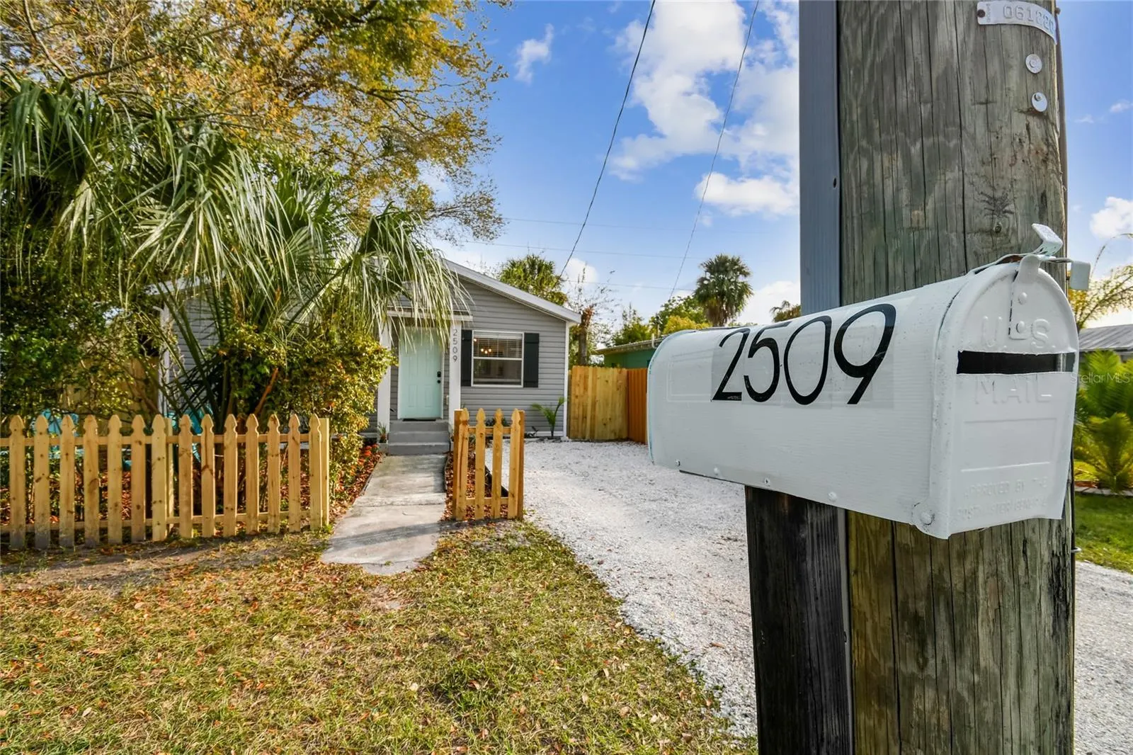 2509 E 12TH AVE