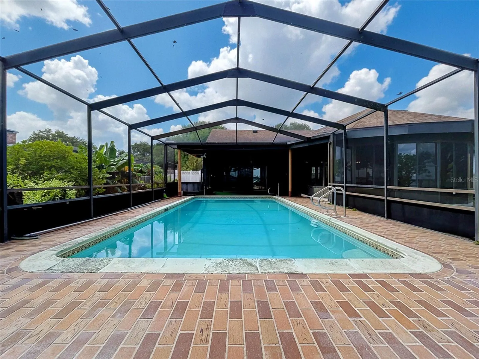 1348 EDGEWATER BEACH DR