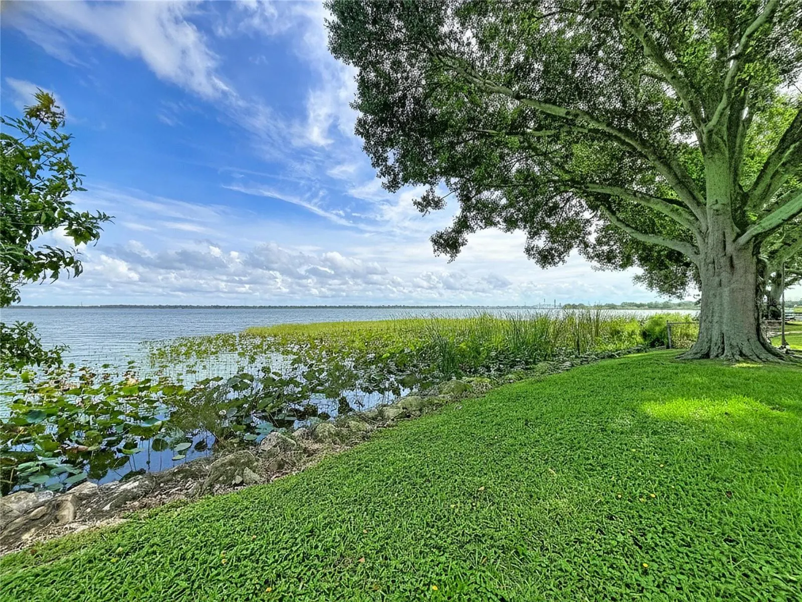 1348 EDGEWATER BEACH DR