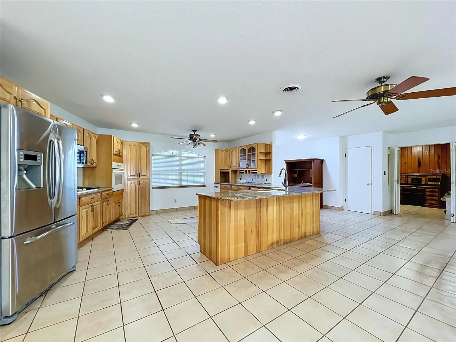 1348 EDGEWATER BEACH DR