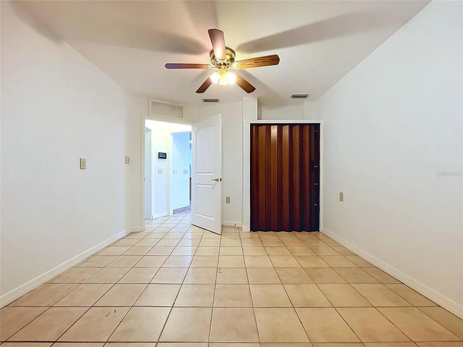 1348 EDGEWATER BEACH DR