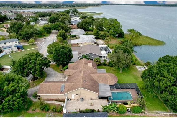 1348 EDGEWATER BEACH DR