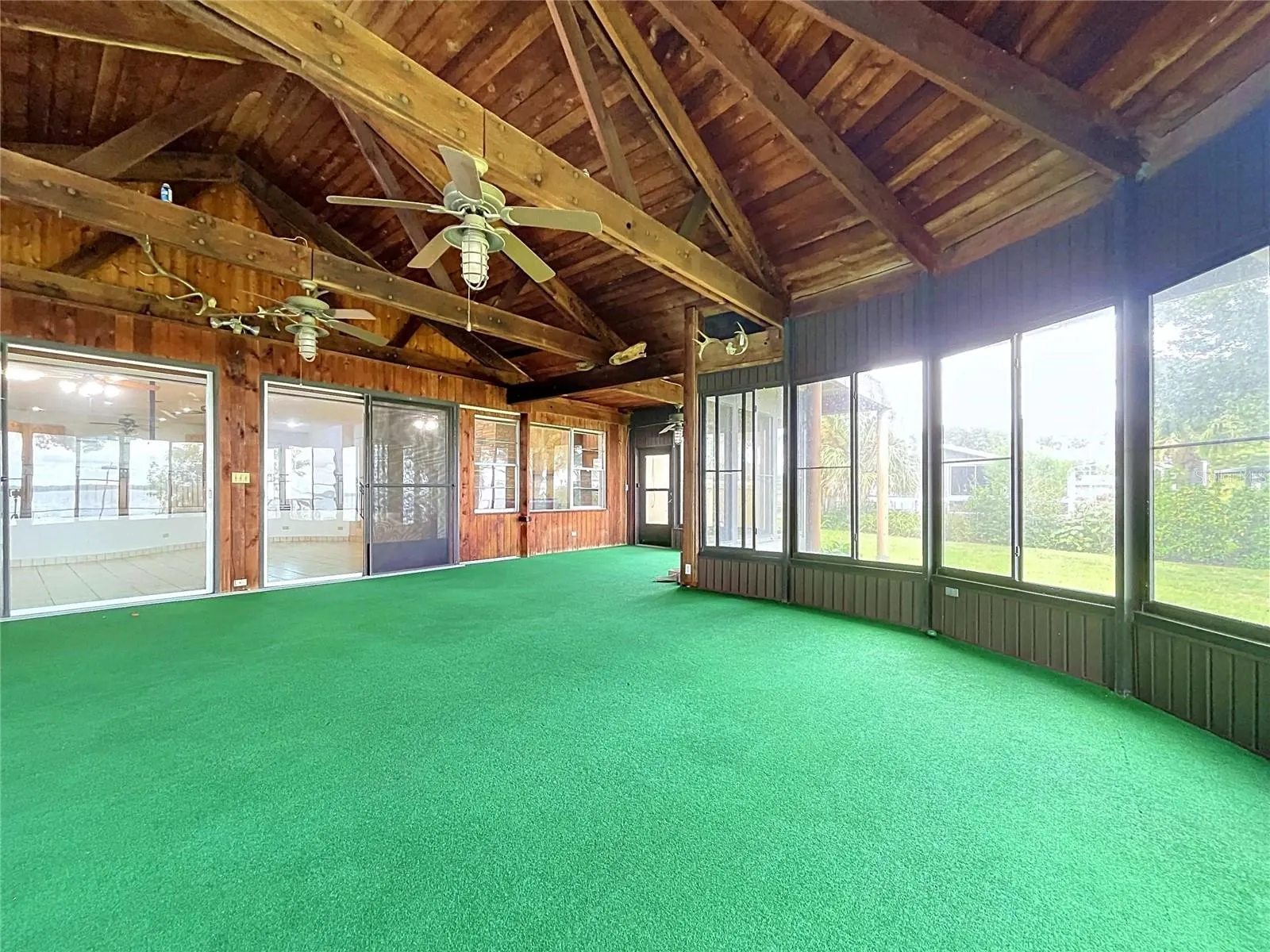 1348 EDGEWATER BEACH DR