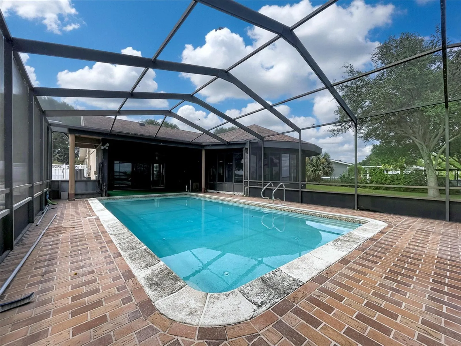 1348 EDGEWATER BEACH DR