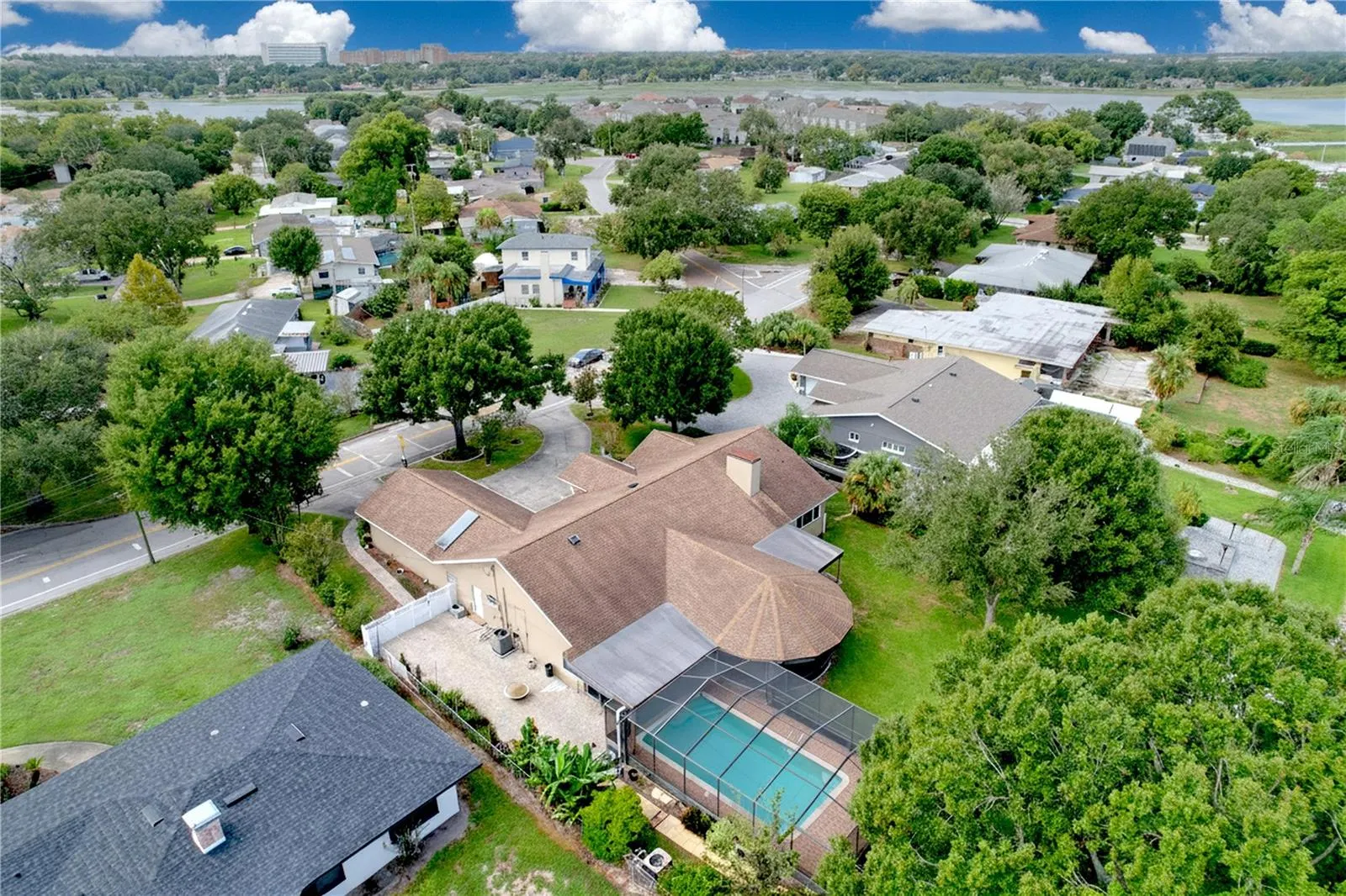 1348 EDGEWATER BEACH DR