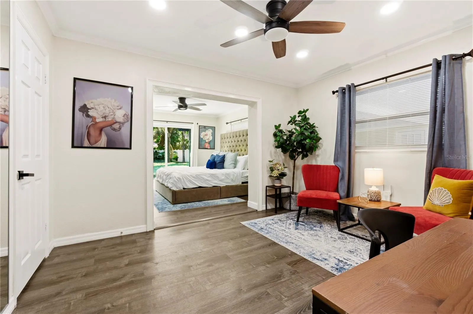 2608 OAKWOOD DR
