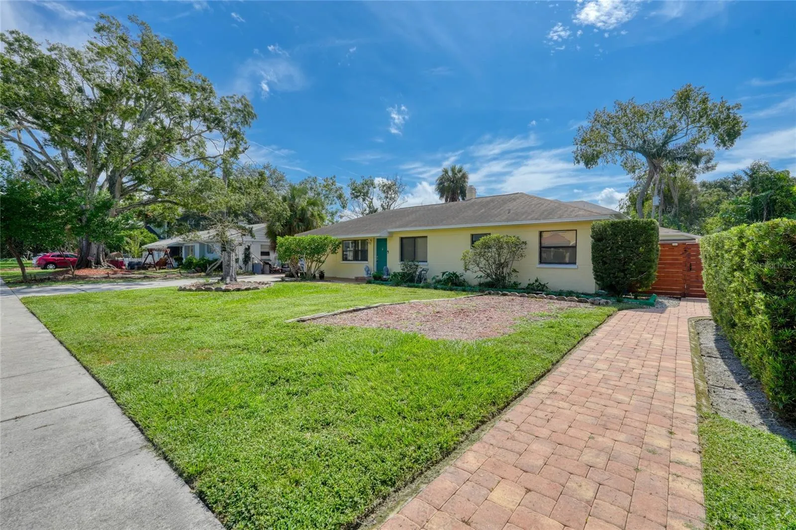 3408 W SAN LUIS ST