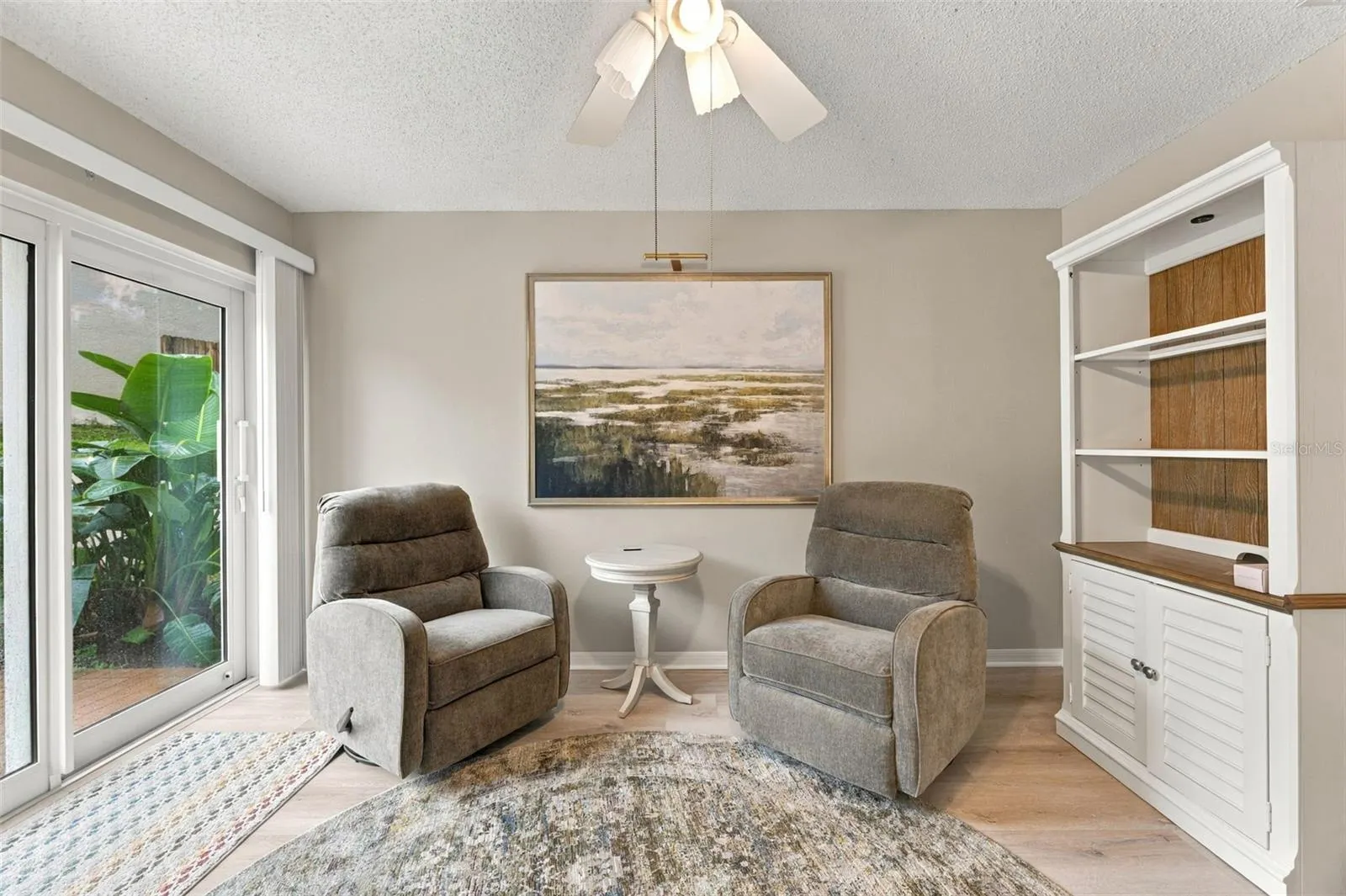 609 CAPE COD CIR