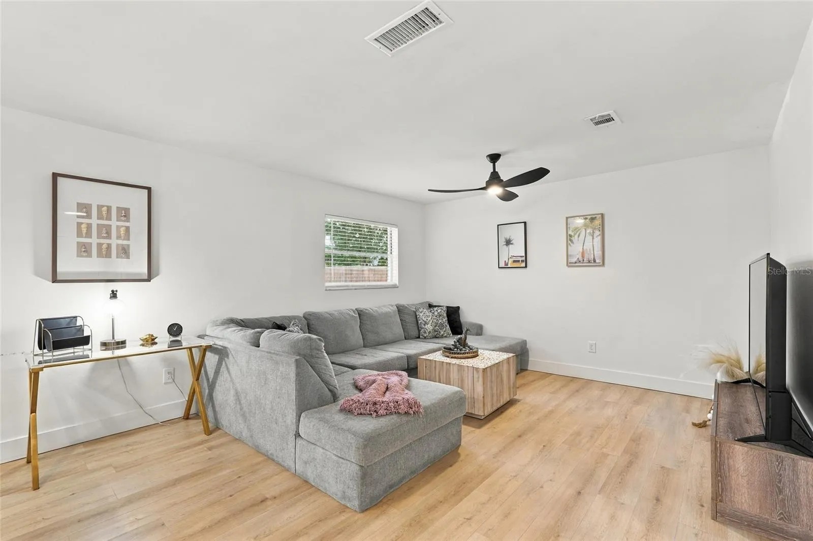 2710 21ST AVE W