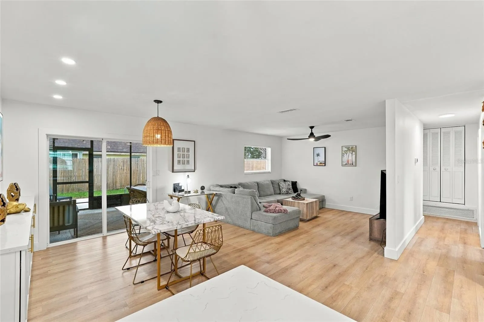 2710 21ST AVE W