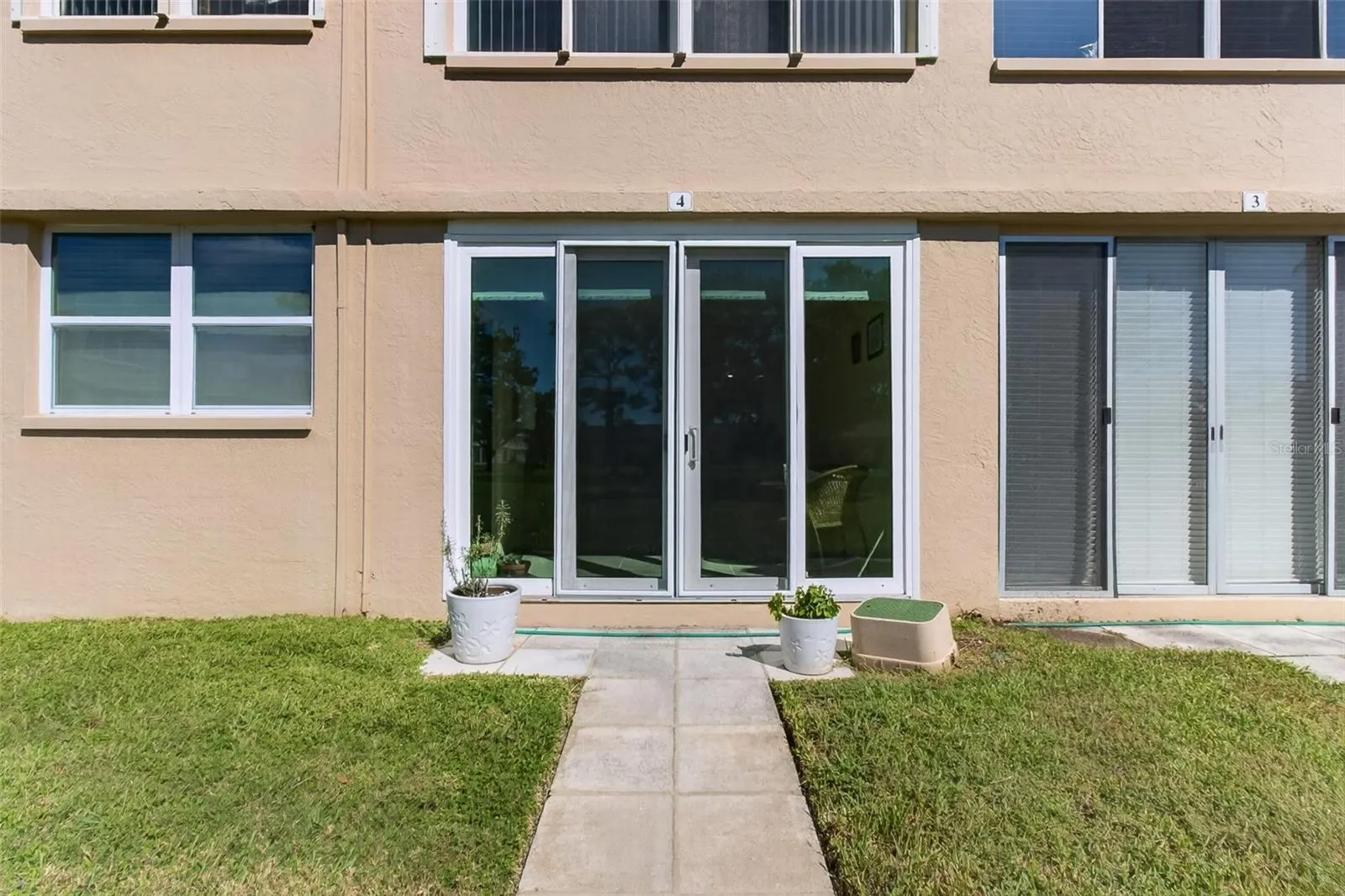 5095 BAY ST NE #104 #104