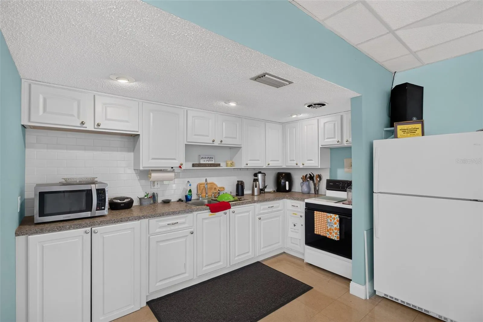 5095 BAY ST NE #104 #104