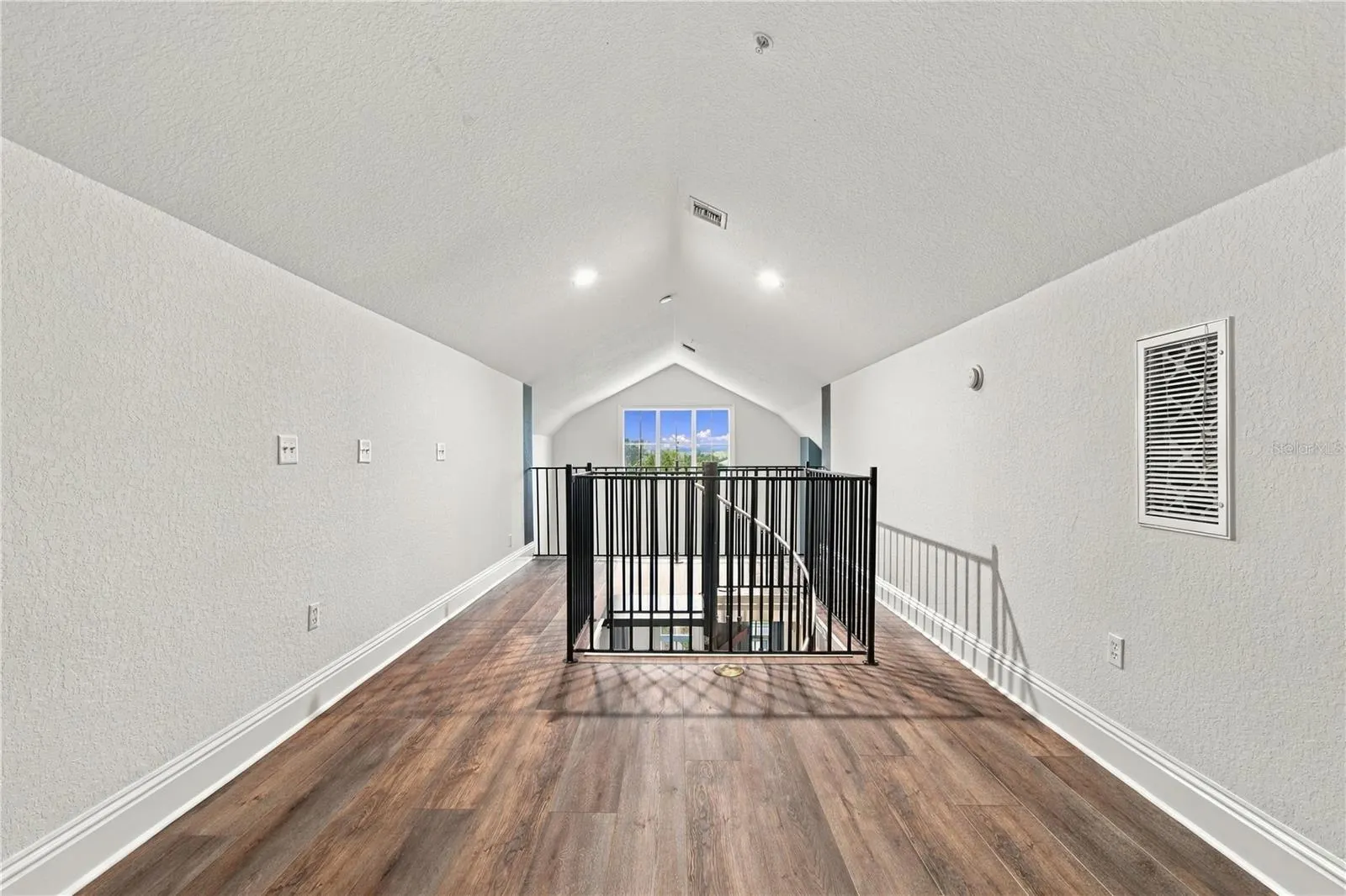 2002 E 5TH AVE #214 #214