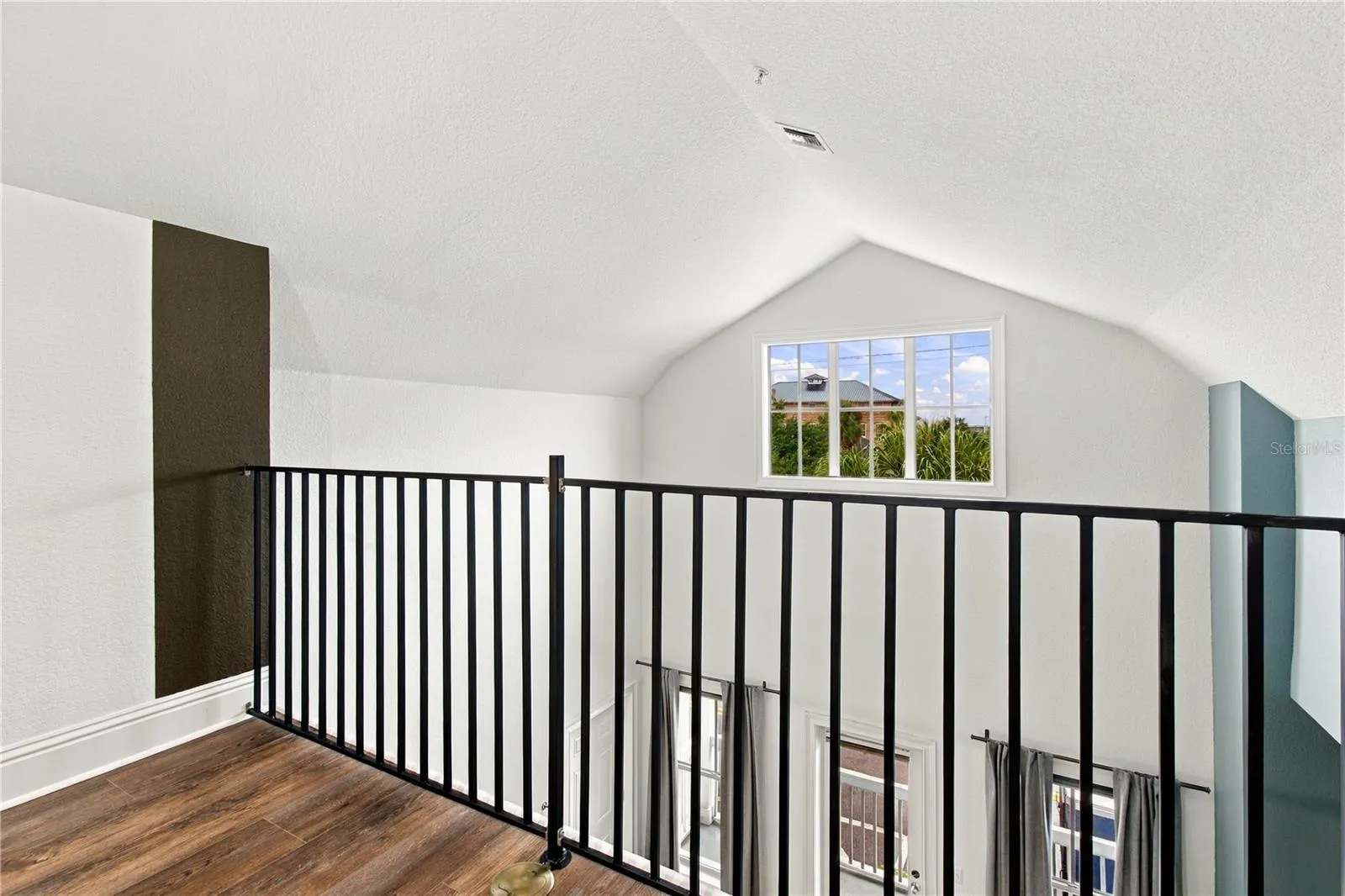 2002 E 5TH AVE #214 #214