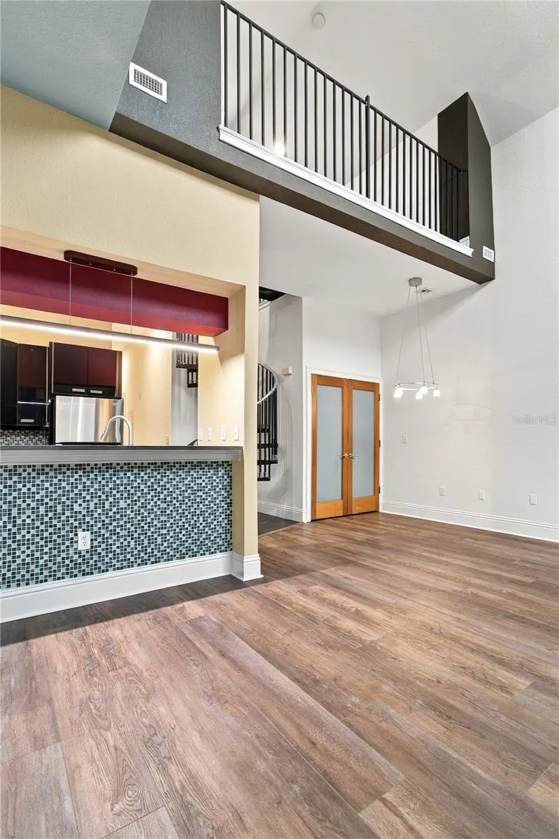 2002 E 5TH AVE #214 #214