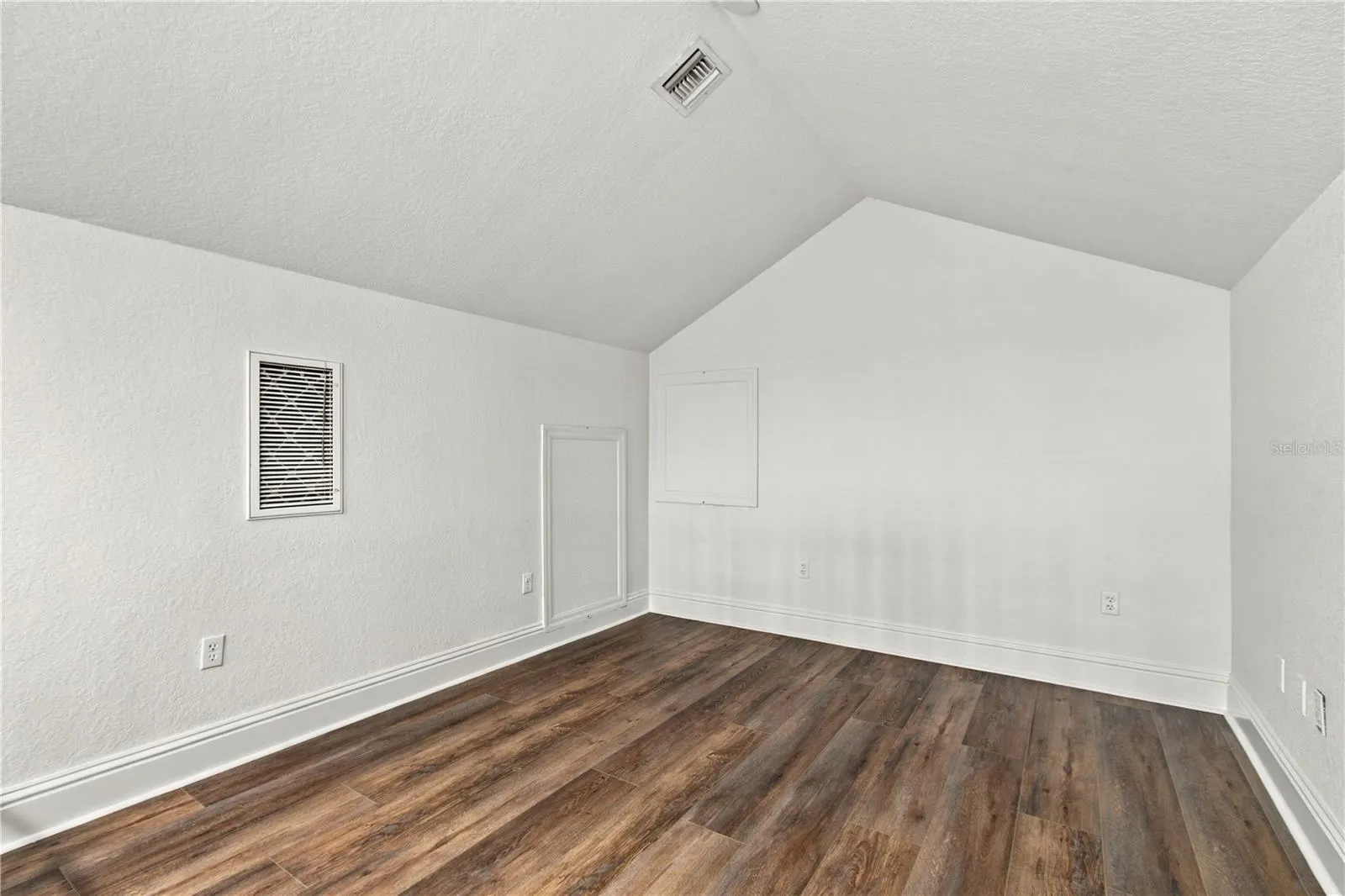 2002 E 5TH AVE #214 #214