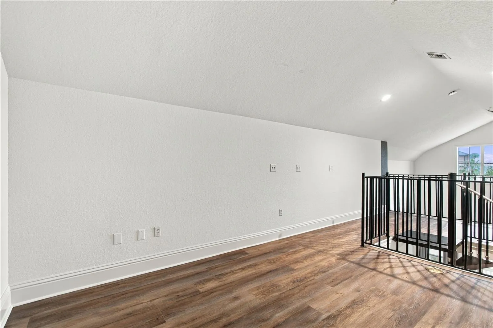 2002 E 5TH AVE #214 #214