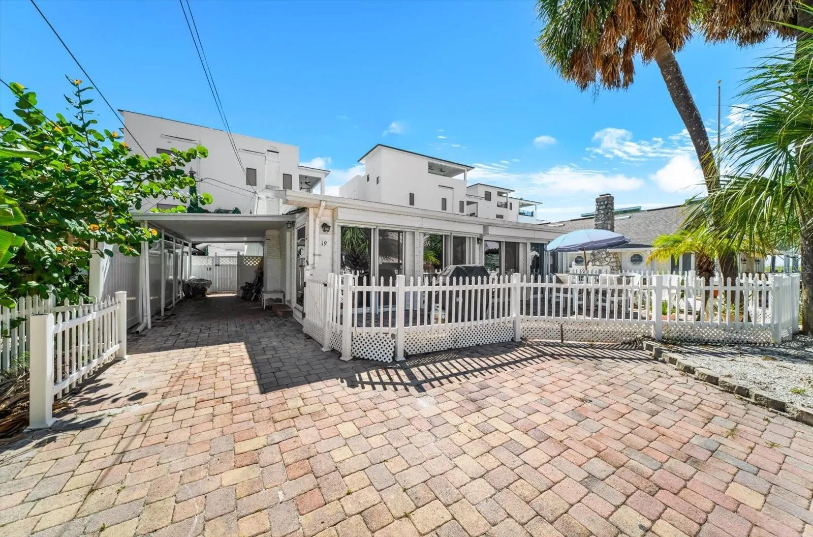 19 CAMBRIA ST