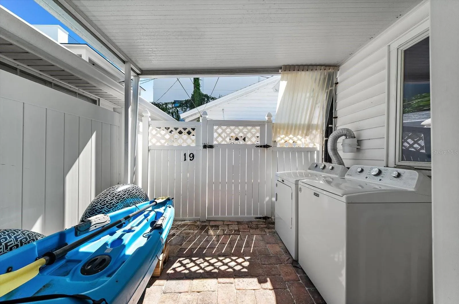 19 CAMBRIA ST