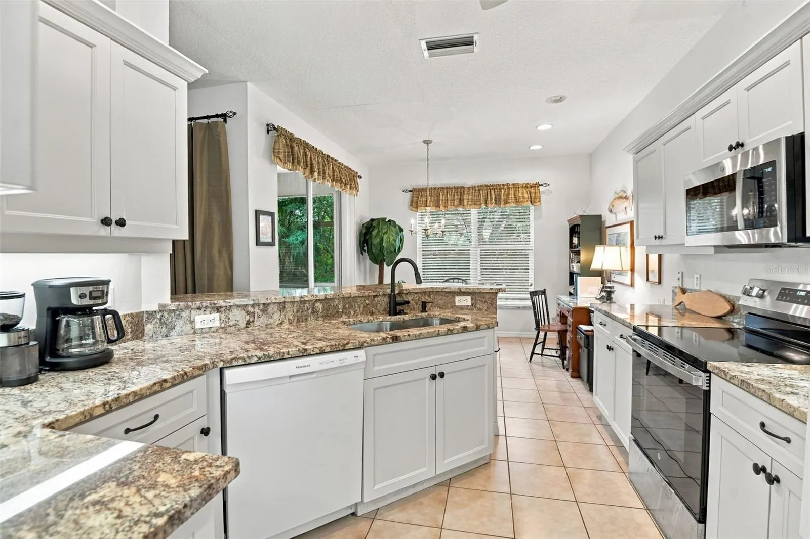 2296 HARRIER WAY